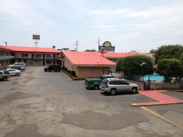 Days Inn South פורט וורת' מראה חיצוני תמונה